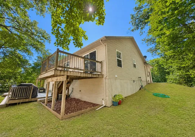 Photo 4 of Single family home for sale at 4122 Duck Lake Rd, Whitehall, MI 49461 | MLS# 71026043828 | Listing updated on 2026-09-15