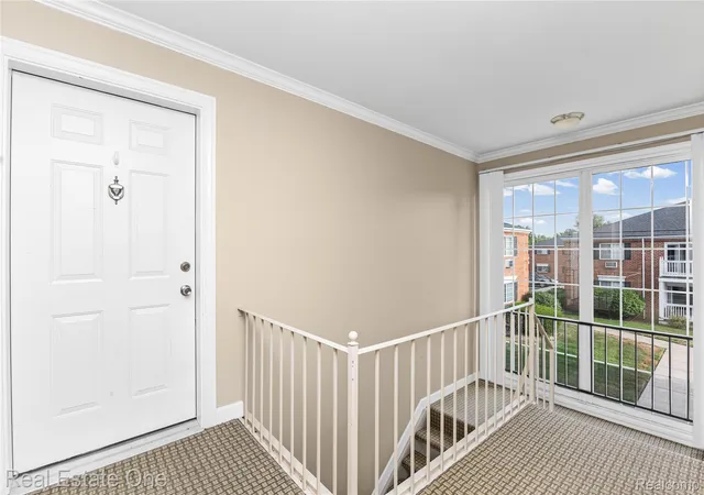 4th image of 2405 Torquay Ave #207, Royal Oak, MI 48073 | MLS# 20261066467