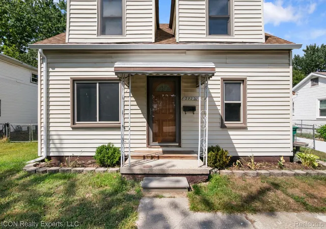 5th image of 29220 Cambridge St, Garden City City Wayne, MI 48135 | MLS# 20261066468