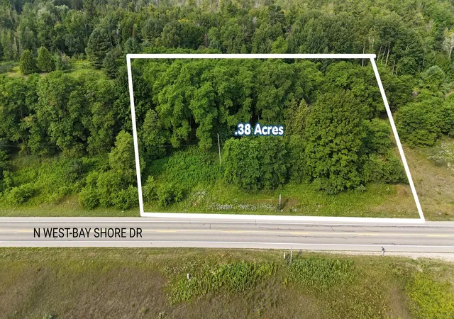 2nd image of 7801 S West Bay Shore Dr, Northport, MI 49670 | MLS# 78080072568