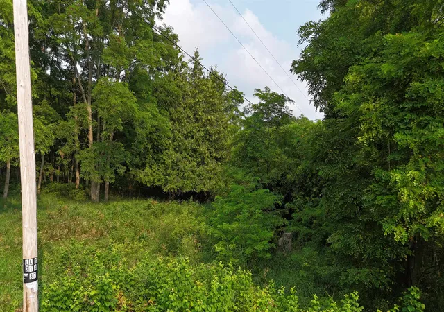 5th image of 7801 S West Bay Shore Dr, Northport, MI 49670 | MLS# 78080072568