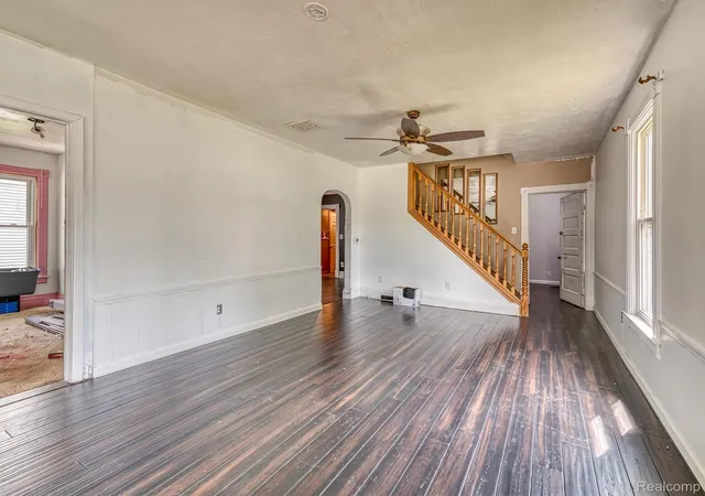 Photo 3 of Single family home for sale at 349 Monroe St, Carleton, MI 48117 | MLS# 20261066473 | Listing updated on 2026-09-11