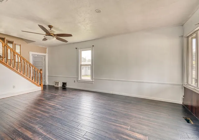 Photo 3 of Single family home for sale at 349 Monroe St, Carleton, MI 48117 | MLS# 20261066473 | Listing updated on 2026-09-11