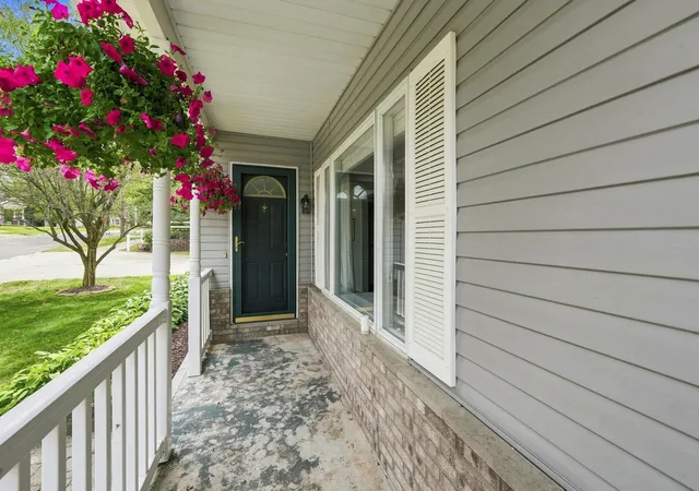 5th image of 1126 Laurel St, Cadillac, MI 49601 | MLS# 78080072569