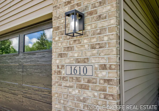 image of 1610 Misty Rdg Sw, Byron Center, MI 49315 | MLS# 65026043839