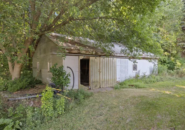 3rd image of 6830 S Warner Ave, Fremont, MI 49412 | MLS# 72026043840