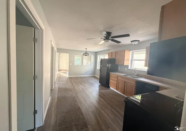 5th image of 527 Railroad St, Monroe, MI 48161 | MLS# 57050219151