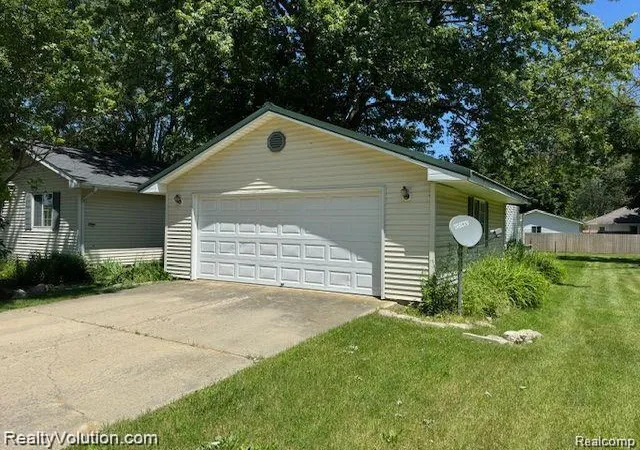 2nd image of 37 Maple Valley St, Sandusky, MI 48471 | MLS# 20261066490
