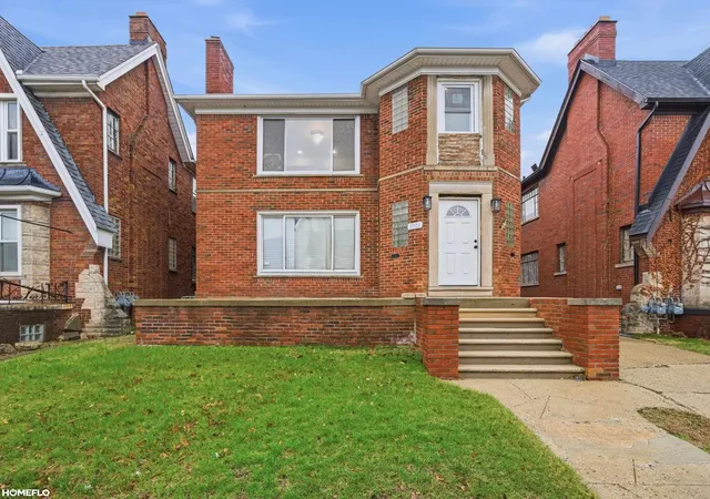 Photo 2 of Single family home for sale at 17551 Stoepel St, Detroit, MI 48221 | MLS# 61050219154 | Listing updated on 2026-08-20