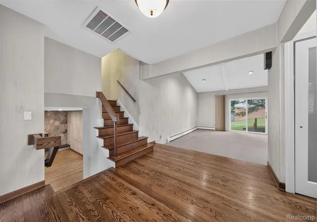 Photo 4 of Single family home for sale at 6611 Cottonwood Knoll Ct, West Bloomfield, MI 48322 | MLS# 20261066506 | Listing updated on 2026-09-06