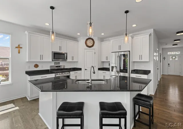 Photo 3 of Single family home for sale at 4338 Rolling Meadow Ln, Ypsilanti, MI 48197 | MLS# 56050219161 | Listing updated on 2026-09-14