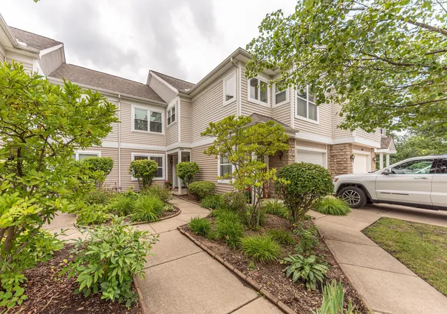 Photo 1 of Sale Pending at 628 Riverstone Ln, Chelsea, MI 48118 | MLS# 81026043868 | Listing updated on 2026-09-04