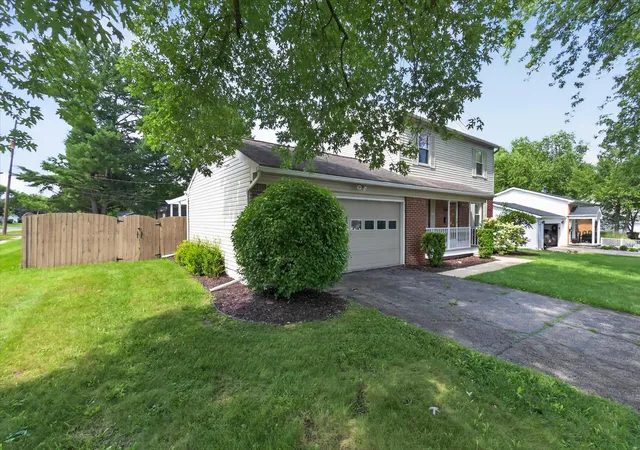 Photo 5 of Single family home for sale at 307 Miami Ct, Tecumseh, MI 49286 | MLS# 81026043870 | Listing updated on 2026-08-21