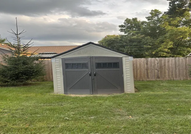 22nd image of 1318 Catsyl Rd, Jackson, MI 49203 | MLS# 81026043864