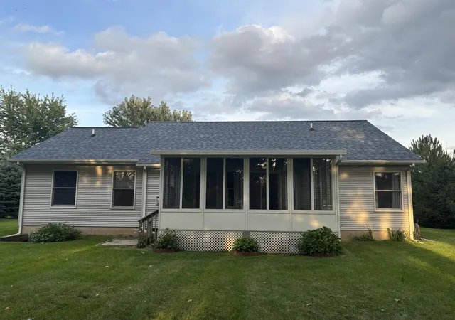 4th image of 1318 Catsyl Rd, Jackson, MI 49203 | MLS# 81026043864