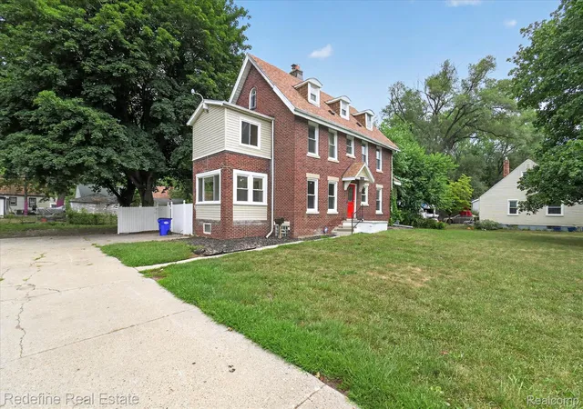 Photo 3 of Single family home for sale at 22608 Frisbee St, Detroit City Wayne, MI 48219 | MLS# 20261066519 | Listing updated on 2026-09-06