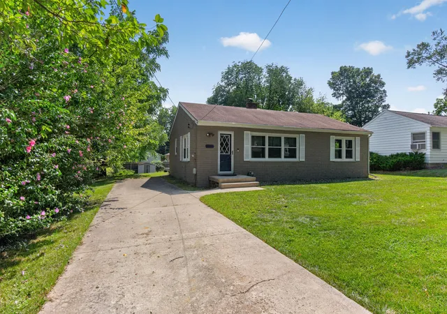 2nd image of 505 Colfax St, Jackson, MI 49203 | MLS# 55026043885