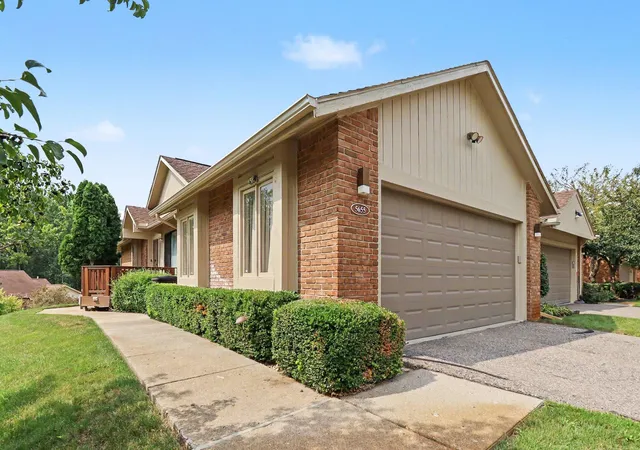 Photo 1 of Condo for sale at 5655 Hillcrest Cir E, West Bloomfield, MI 48322 | MLS# 81026043883 | Listing updated on 2026-08-20