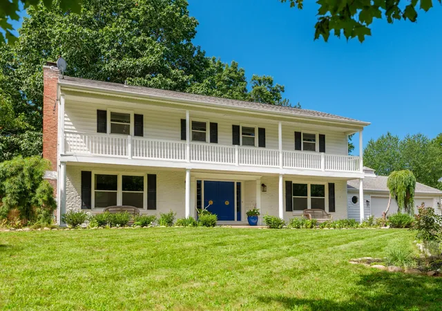 1st image of 2222 Aberdeen Dr, Kalamazoo, MI 49008 | MLS# 66026043890