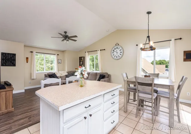 3rd image of 6998 Riverwood Dr, Belding, MI 48809 | MLS# 65026043893