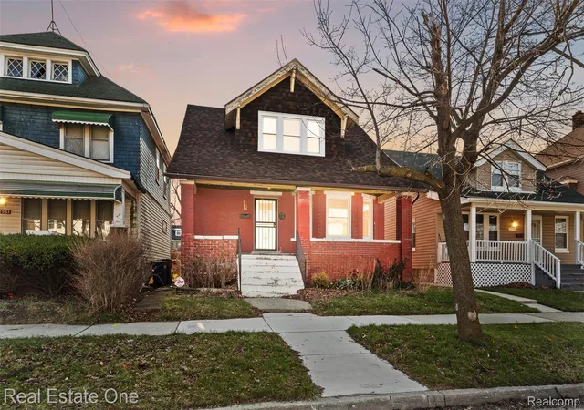 Photo 1 of Single family home for sale at 2965 Fischer St, Detroit, MI 48214 | MLS# 20261066548 | Listing updated on 2026-09-05