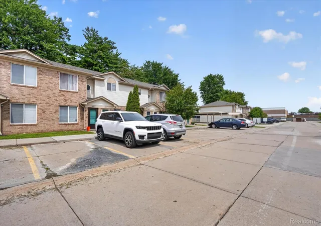 1st image of 30336 Wedgewood Cir, Roseville, MI 48066 | MLS# 20261066551