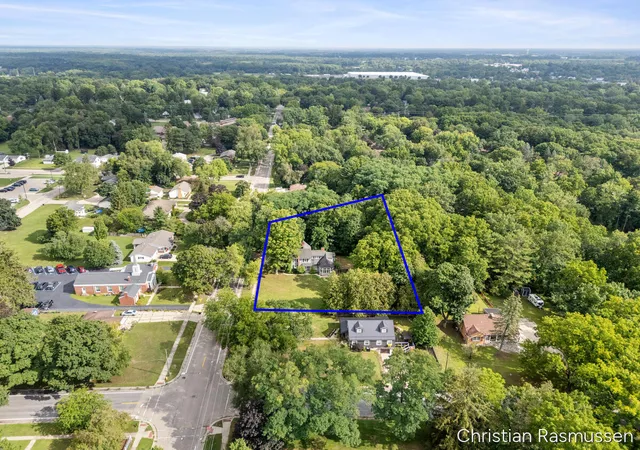 37th image of 706 S Baldwin St, Greenville, MI 48838 | MLS# 65026043898