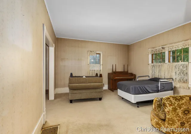 5th image of 706 S Baldwin St, Greenville, MI 48838 | MLS# 65026043898
