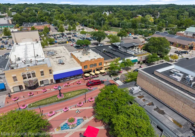 Listing Photo 2 - Condo for sale in building located at 364 S Wing St, Northville, MI 48167
