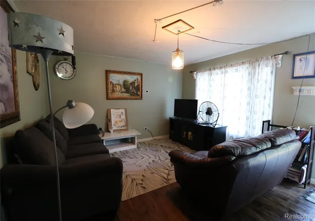4th image of 1331 Peppermill Rd, Lapeer, MI 48446 | MLS# 20261066565
