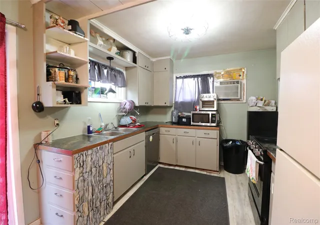 5th image of 1331 Peppermill Rd, Lapeer, MI 48446 | MLS# 20261066565