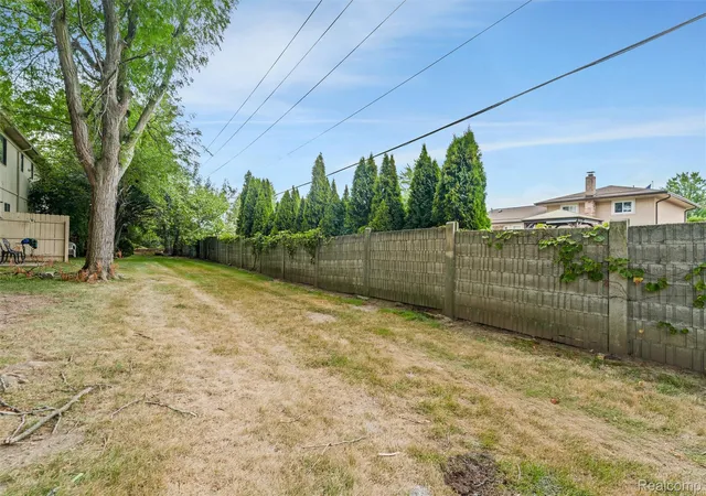 24th image of 40808 Highpointe Dr, Clinton Township, MI 48038 | MLS# 20261066569