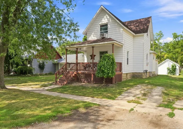 1st image of 103 N Neeper St, Capac, MI 48014 | MLS# 58050219181
