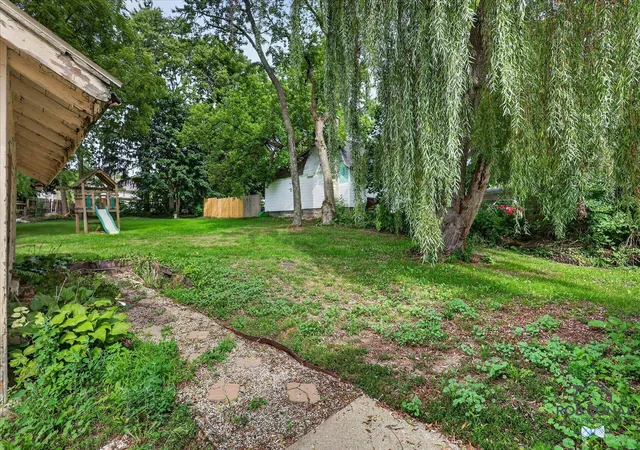 30th image of 445 N State St, Ionia, MI 48846 | MLS# 65026043908