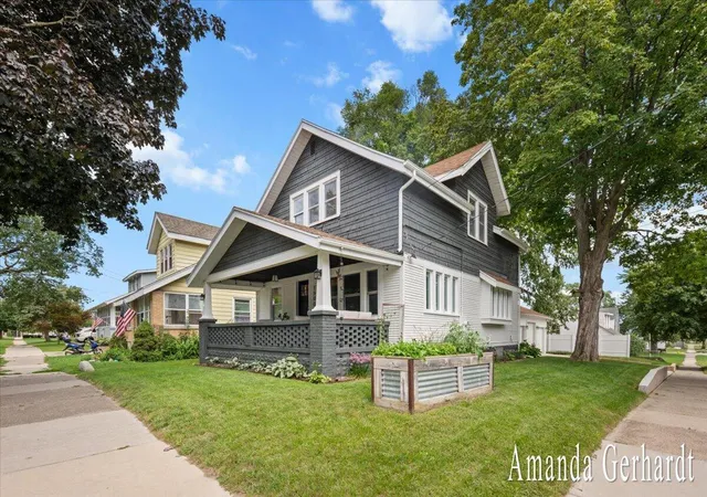 Photo 1 of Single family home for sale at 1500 Powers Ave NW, Grand Rapids, MI 49504 | MLS# 65026043922 | Listing updated on 2026-09-25