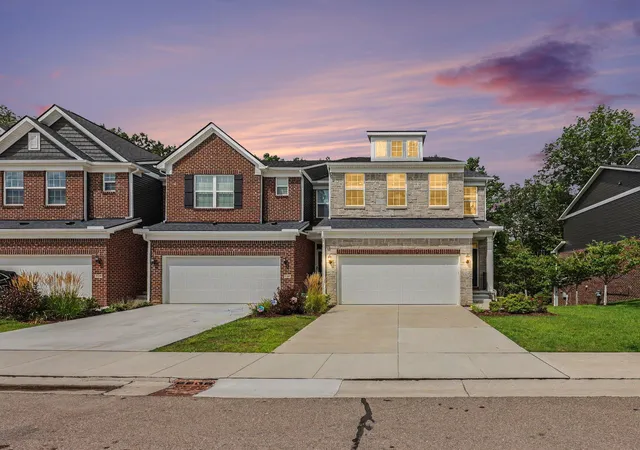 Photo 3 of Condo for sale at 692 Peppermint Dr, Rochester, MI 48307 | MLS# 81026043910 | Listing updated on 2026-09-02