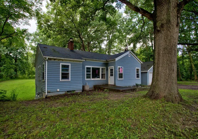 2nd image of 59401 M 43, Bangor, MI 49013 | MLS# 69026043916