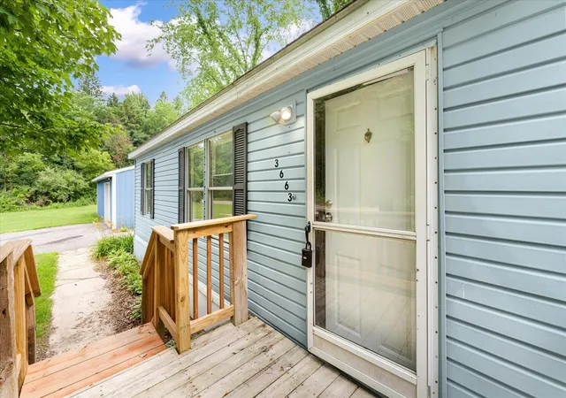 4th image of 3663 S M-43 Hwy, Hastings, MI 49058 | MLS# 65026043917