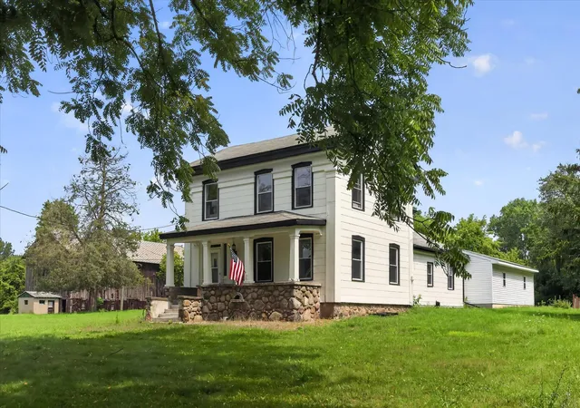 2nd image of 6816 Division Ave N, Comstock Park, MI 49321 | MLS# 65026043909