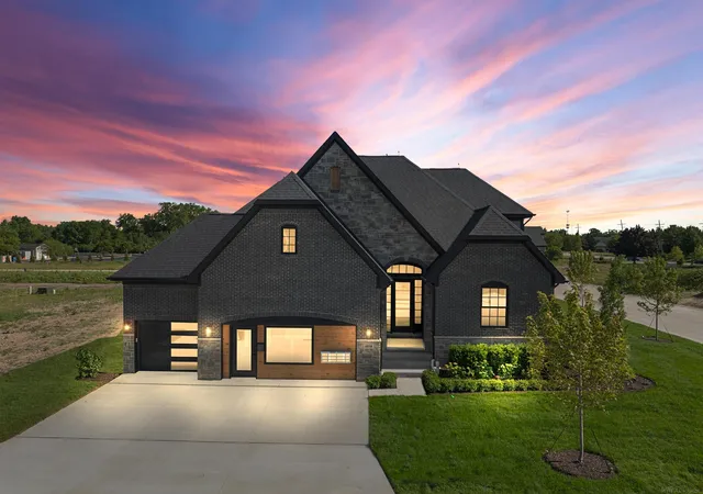 1st image of 4140 Blossom Dr, Sterling Heights, MI 48314 | MLS# 58050219184