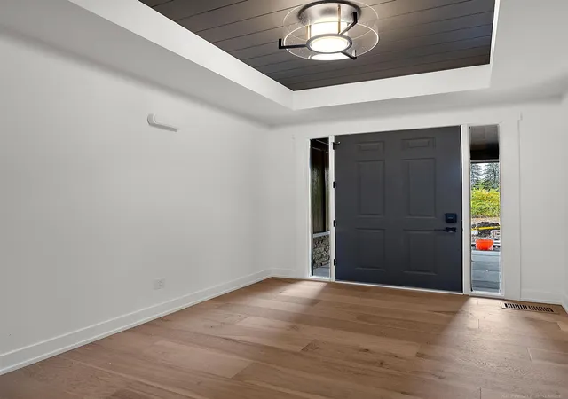 Photo 3 of Single family home for sale at 42451 Magnolia Dr, Sterling Heights, MI 48314 | MLS# 58050219185 | Listing updated on 2026-08-22