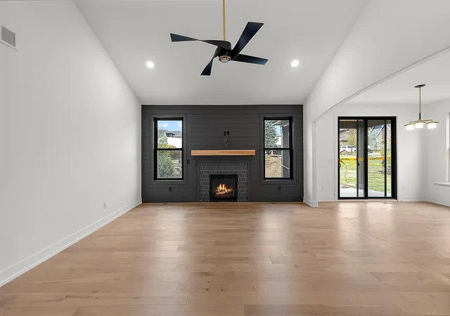 Photo 4 of Single family home for sale at 42451 Magnolia Dr, Sterling Heights, MI 48314 | MLS# 58050219185 | Listing updated on 2026-10-03