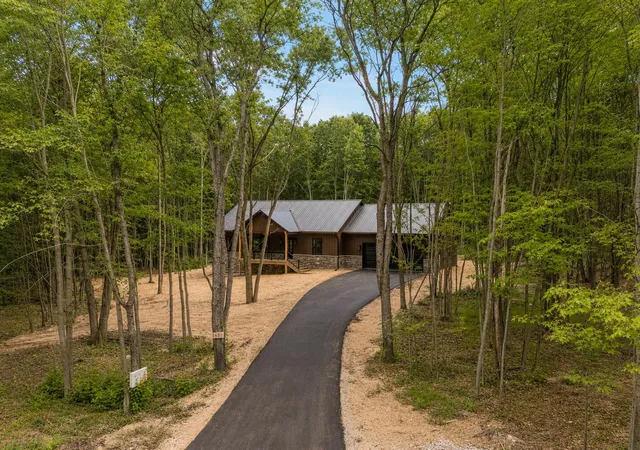 Photo 3 of Single family home for sale at 4871 River Woods Rd, Lake City, MI 49651 | MLS# 78080072580 | Listing updated on 2026-08-23