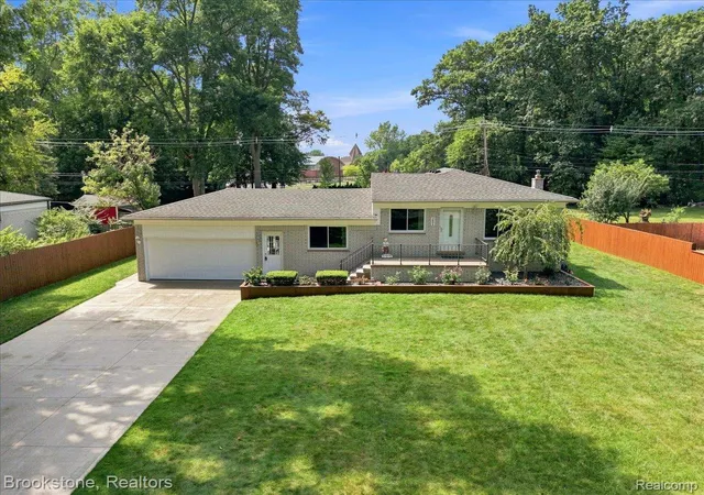 Photo 2 of Single family home for sale at 2494 Frankson Ave, Rochester Hills City Oakland, MI 48307 | MLS# 20261066595 | Listing updated on 2026-09-06