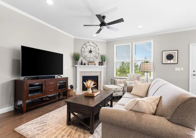Listing Photo 5 - Condo for sale in building located at 568 Ivyland St, Ann Arbor, MI 48108