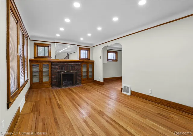 Photo 2 of Single family home for sale at 6401 Payne Ave, Dearborn, MI 48126 | MLS# 20261066607 | Listing updated on 2026-09-05
