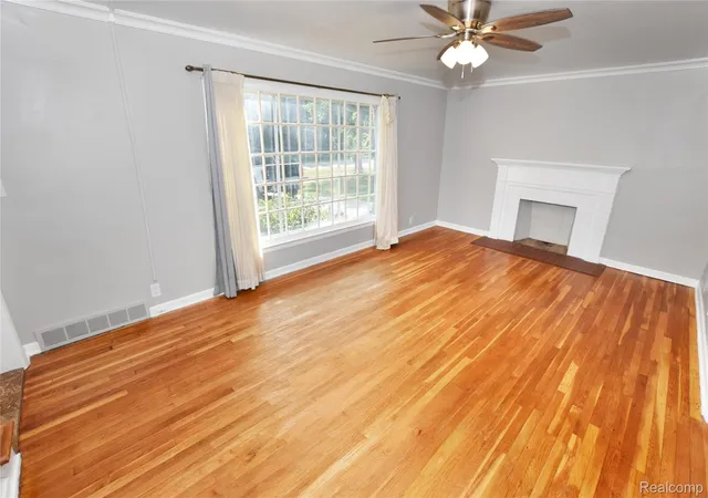 Photo 3 of Single family home for sale at 2332 Nolen Dr, Flint City Genesee, MI 48504 | MLS# 20261066611 | Listing updated on 2026-09-16