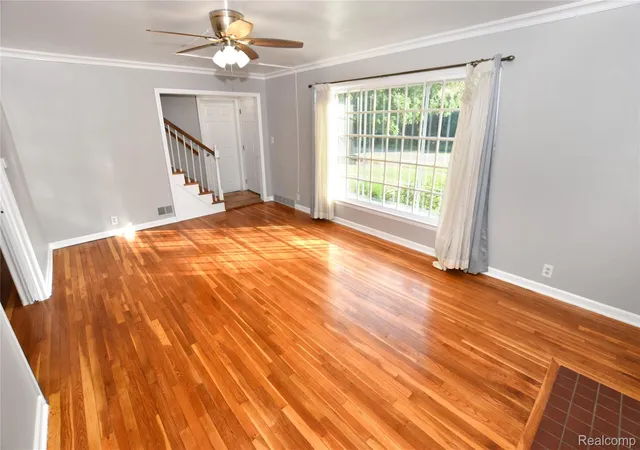 Photo 4 of Single family home for sale at 2332 Nolen Dr, Flint City Genesee, MI 48504 | MLS# 20261066611 | Listing updated on 2026-09-16