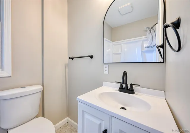 3rd image of 940 Burlingame St, Detroit City Wayne, MI 48202 | MLS# 20261066612