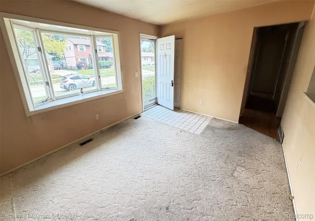 Photo 3 of Single family home for sale at 38609 Scott Dr, Westland City Wayne, MI 48186 | MLS# 20261066617 | Listing updated on 2026-08-24